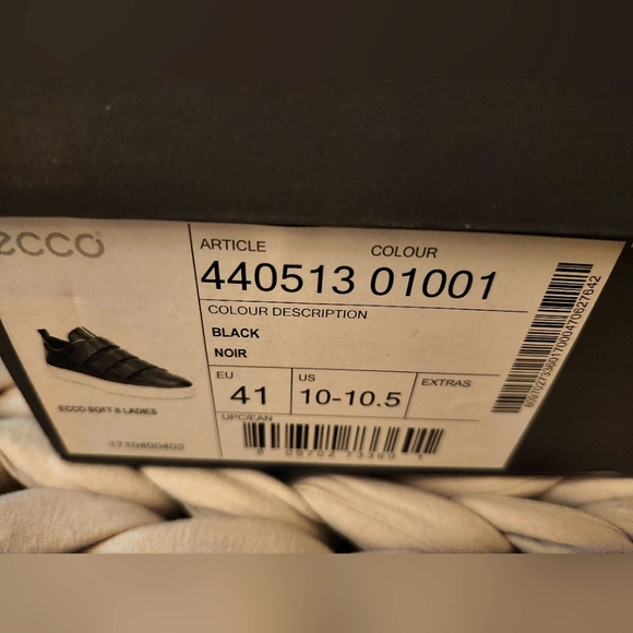 NIB ECCO Soft 8 Black Leather Loafer Sneaker Velcro Closure Women's 41 10 - Picture 16 of 16
